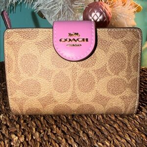 Coach Medium Corner Zip Wallet in Signature Canvas Tan & Fushcia NWOT